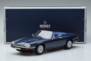 Jaguar XJS V12 Cabriolet Bleu Métallisé Édition Limitée Norev 1:18 182636 Métal Moulé — image 6 sur 6