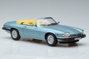 Jaguar XJS V12 Cabriolet Bleu Clair Métallisé Norev 1:18 182635 Métal Moulé — image 4 sur 6
