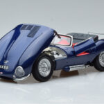 Jaguar XKSS Bleu AUTOart 1:18 - image 2 of 9