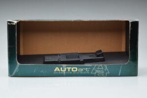 Jaguar XKSS Bleu AUTOart 1:18 73510 Métal Moulé — image 8 sur 9