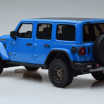 Jeep Wrangler Rubicon 392 Bleu GT Spirit 1:18 - image 5 of 6