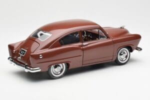 Kaiser Henry J Caribbean Coral Metallic Sun Star 1:18 5101 Métal Moulé — image 3 sur 8