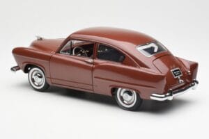 Kaiser Henry J Caribbean Coral Metallic Sun Star 1:18 5101 Métal Moulé — image 7 sur 8