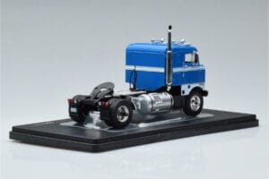 Kenworth Bullnose Bleu IXO 1:43 TR154 Métal Moulé — image 2 sur 6