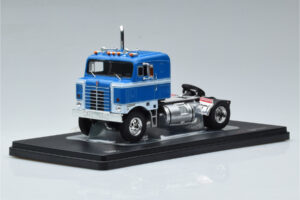Kenworth Bullnose Bleu IXO 1:43