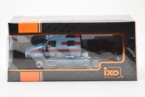 Kenworth T2000 Bleu Clair Rouge IXO 1:43 TR180 Métal Moulé — image 3 sur 4