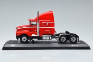 Kenworth T600 Rouge IXO 1:43 TR109 Métal Moulé — image 3 sur 6