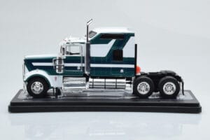 Kenworth W900 Vert Blanc IXO 1:43 TR164 Métal Moulé — image 3 sur 6