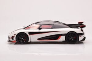 Koenigsegg Agera RS Arctic Blanc GT Spirit 1:18 GT877 Résine — image 3 sur 6