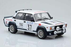 Lada 2105 VFTS #37 H. Ohu Rally Acropolis 1983 IXO 1:18 18RMC145 Métal Moulé — image 4 sur 6