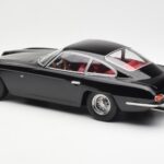 Lamborghini 400 GT 2+2 Noir KK-Scale 1:18 180394 - image 5 of 6
