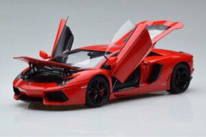 Lamborghini Aventador LP700-4 Andromeda Rouge AUTOart 1:18 74669 Métal Moulé — image 2 sur 10
