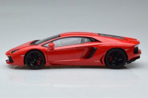 Lamborghini Aventador LP700-4 Andromeda Rouge AUTOart 1:18 74669 Métal Moulé — image 5 sur 10