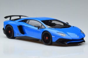 Lamborghini Aventador LP750-4 SV Bleu AUTOart 1:18 74559 Composite — image 5 sur 8