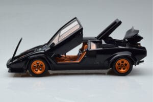 Lamborghini Countach LP500S Walter Wolf Bleu Foncé Kyosho 1:18 08320D Métal Moulé — image 4 sur 11