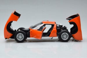 Lamborghini Miura SV Orange AUTOart 1:18 74542 Métal Moulé — image 4 sur 8