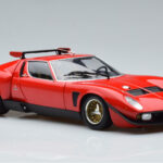Lamborghini Miura SVR Rouge Kyosho 1:18 - image 6 of 9