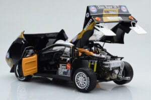 Lancia 037 ESSO #3 F. Tabaton Rally Targa Florio 1985 Kyosho 1:18 08306H Métal Moulé — image 3 sur 8