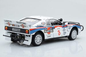 Lancia 037 Martini #8 A. Bettega / M. Perissinot Safari Rally 1985 Kyosho 1:18 08306J Métal Moulé — image 4 sur 8