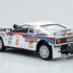 Lancia 037 Martini #8 A. Bettega / M. Perissinot Safari Rally 1985 Kyosho 1:18 - image 7 of 8