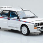 Lancia Delta HF Integrale 6 Blanc Kyosho 1:18 - image 6 of 8