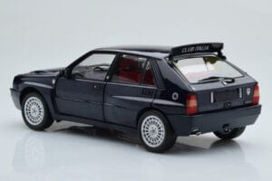 Lancia Delta HF Integrale Club Italia Bleu Kyosho 1:18 08343SC Métal Moulé — image 7 sur 8
