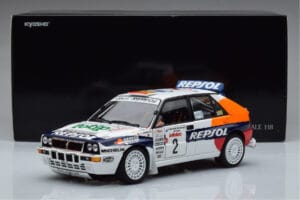 Lancia Delta HF Integrale Evoluzione #2 C. Sainz / L. Moya Tour de Corse 1993 Kyosho 1:18 08348J Métal Moulé — image 9 sur 9