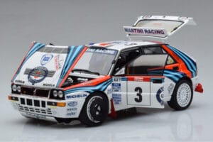 Lancia Delta HF Integrale Evoluzione #3 D. Auriol / B. Occelli Tour de Corse 1992 Kyosho 1:18 08348H Métal Moulé — image 2 sur 9