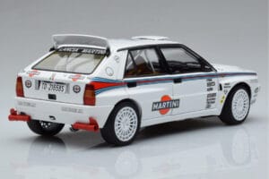 Lancia Delta HF Integrale Evoluzione Test Car Kyosho 1:18 08348G Métal Moulé — image 3 sur 9