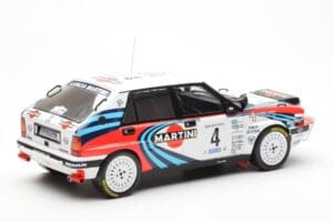 Lancia Delta Integrale 16V #4 A. Fiorio Rally Safari 1990 IXO 1:18 18RMC139B Métal Moulé — image 2 sur 6