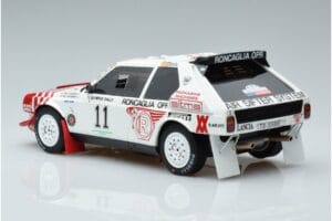 Lancia Delta S4 Group B #3 M. Alen / I. Kivimäki Olympus Rally 1986 Otto 1:18 OT976 Métal Moulé — image 5 sur 6