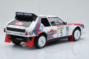 Lancia Delta S4 #5 M. Biasion / T. Siviero Rally San Remo 1986 IXO 1:18 18RMC130B Métal Moulé — image 2 sur 6