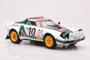 Lancia Stratos HF #10 S. Munari / S. Maiga Rally Monte Carlo 1976 IXO 1:18 18RMC162A Métal Moulé — image 4 sur 6