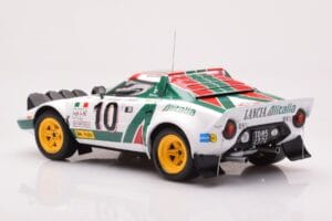 Lancia Stratos HF #10 S. Munari / S. Maiga Rally Monte Carlo 1976 IXO 1:18 18RMC162A Métal Moulé — image 5 sur 6