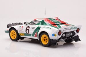 Lancia Stratos HF #6 B. Waldegård / H. Thorszelius Rally Monte Carlo 1976 IXO 1:18 18RMC162B Métal Moulé — image 5 sur 6