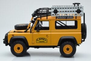 Land Rover Defender 90 Camel Trophy Borneo 1985 Almost Real 1:18 810213 Métal Moulé — image 4 sur 8