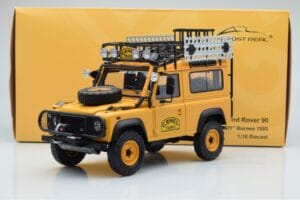 Land Rover Defender 90 Camel Trophy Borneo 1985 Almost Real 1:18 810213 Métal Moulé — image 8 sur 8