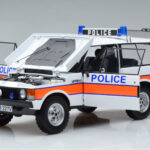 Land Rover Range Rover Police Almost Real 1:18 - image 2 of 9