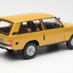 Land Rover Range Rover Classic Jaune Almost Real 1:18 ALM810103 - image 3 of 8