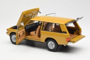 Land Rover Range Rover Classic Jaune Almost Real 1:18 ALM810103 Métal Moulé — image 5 sur 8