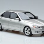 Lexus IS200 XE10 Argent Otto 1:18 OT991 Résine - image 4 of 6
