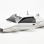 Lotus Esprit Type 79 James Bond The Spy Who Loved Me Submarine Blanc AUTOart 1:18 - image 8 of 8