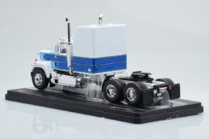 Mack Superliner Magnum Blanc Bleu IXO 1:43 TR165 Métal Moulé — image 5 sur 6
