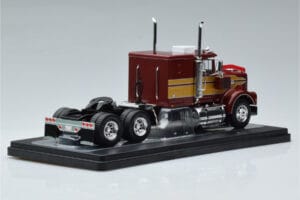 Marmon CHDT Rouge Or IXO 1:43 TR157 Métal Moulé — image 2 sur 6