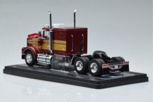 Marmon CHDT Rouge Or IXO 1:43 TR157 Métal Moulé — image 5 sur 6