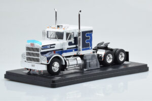 Marmon CHDT Blanc Bleu IXO 1:43