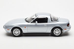 Mazda MX-5 NA Argent Norev 1:18 188023 Métal Moulé — image 4 sur 7