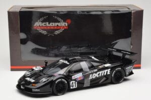 McLaren F1 GTR Loctite #27 T. Bäscher / R. Capello / E. Pirro 24 Hours of Le Mans 1998 UT Models 1:18 39821 Métal Moulé — image 6 sur 6