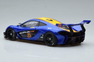 McLaren P1 GTR Bleu Avec Rayures Jaunes AUTOart 1:18 81542 Composite — image 6 sur 7