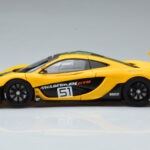 McLaren P1 GTR Jaune Avec Rayures Vertes AUTOart 1:18 - image 4 of 7